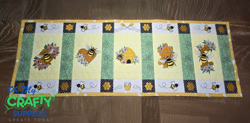 ITH Busy Bee Table Runner Design