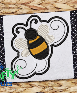 Bee Mug Rug Embroidery Design (REV)