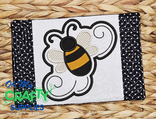 Bee Mug Rug Embroidery Design (REV)